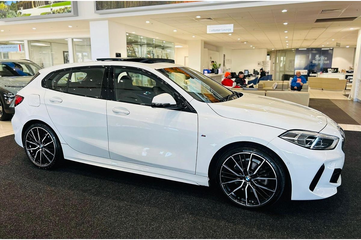 2019 BMW 1 Series 118i M Sport F40