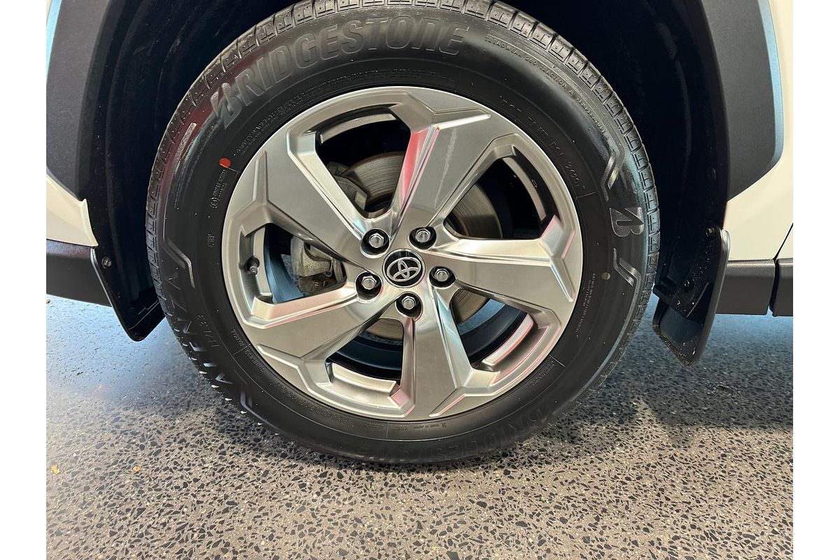 2020 Toyota RAV4 GXL AXAH52R