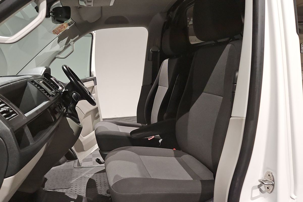 2019 Volkswagen Transporter TDI400 T6 SWB