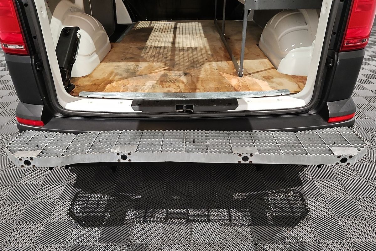 2019 Volkswagen Transporter TDI400 T6 SWB