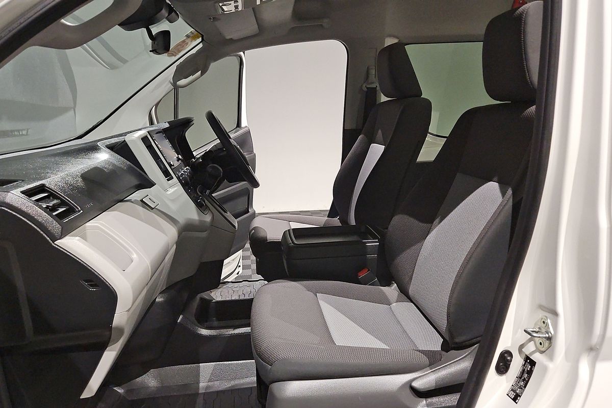 2022 Toyota Hiace Commuter GDH322R
