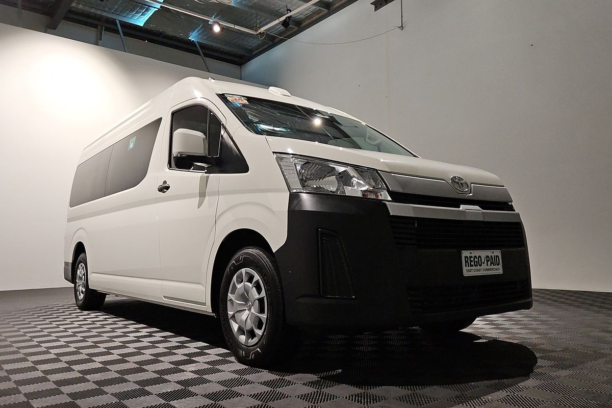 2022 Toyota Hiace Commuter GDH322R