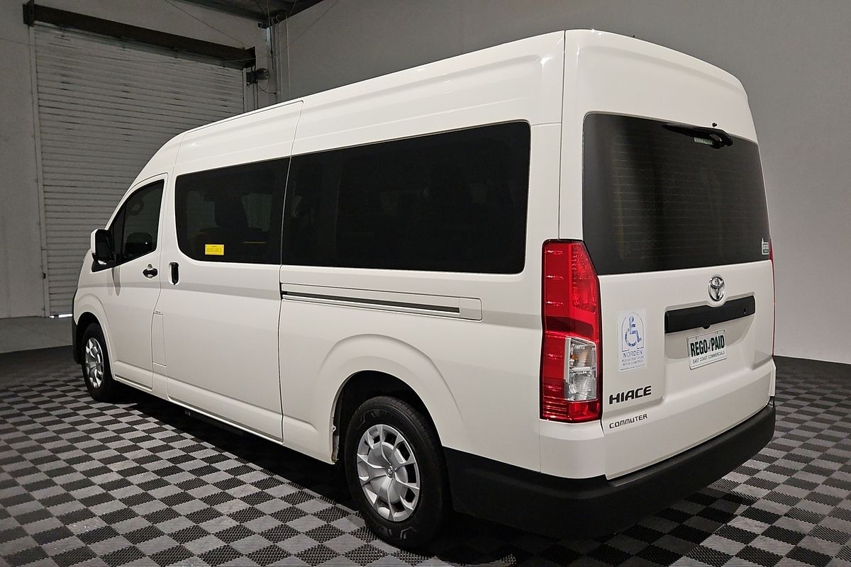 2022 Toyota Hiace Commuter GDH322R
