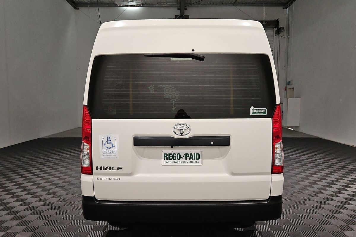 2022 Toyota Hiace Commuter GDH322R