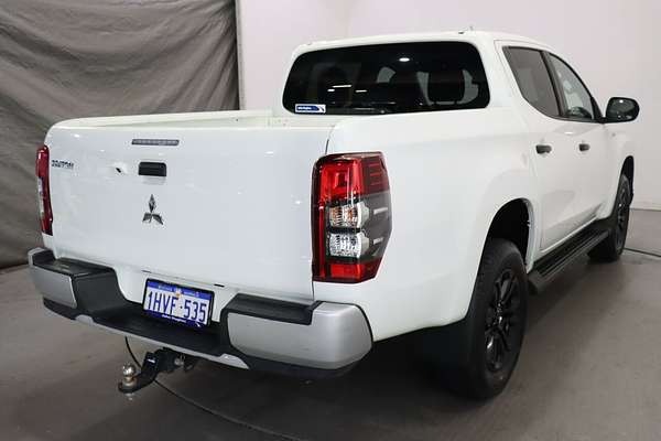 2022 Mitsubishi Triton GLX-R MR 4X4