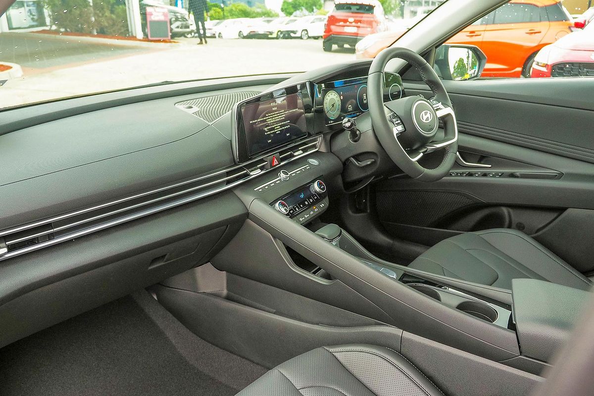 2024 Hyundai i30 Premium CN7.V2