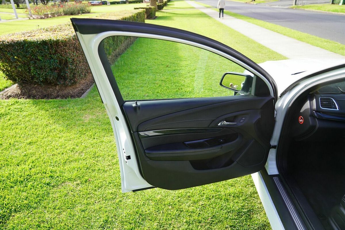 2015 Holden Commodore SV6 VF MY15
