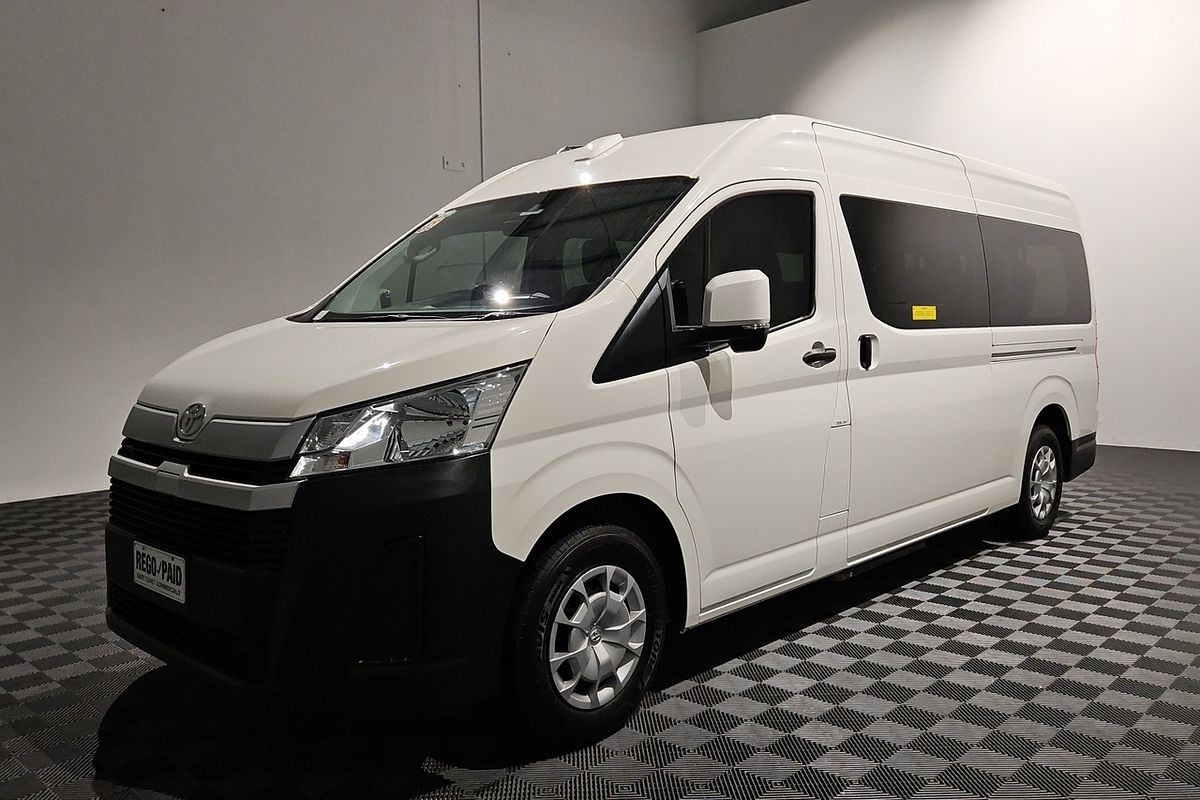 2022 Toyota Hiace Commuter GDH322R