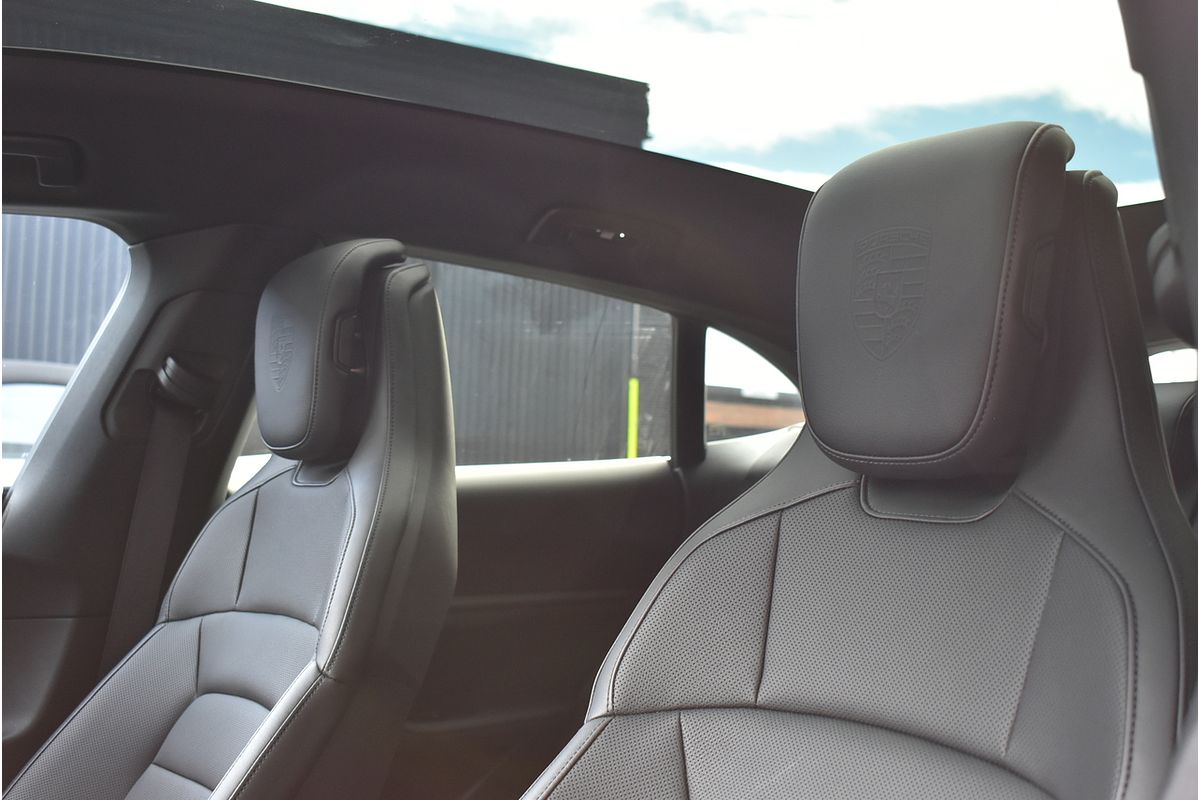 2023 Porsche Taycan 4S Y1B