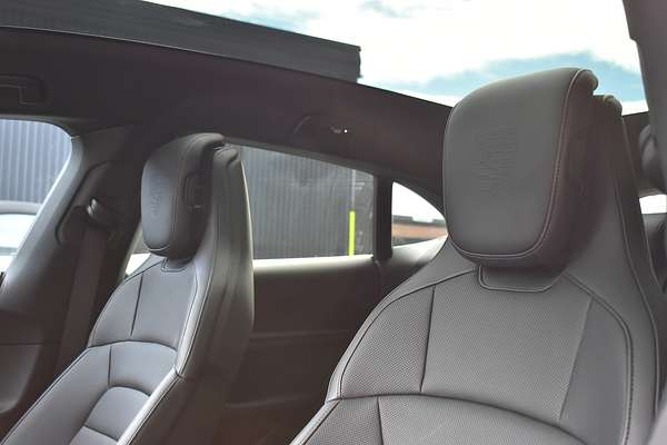 2023 Porsche Taycan 4S Y1B