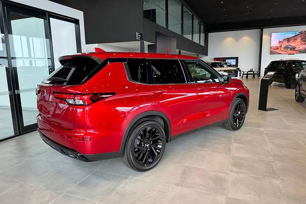 2024 Mitsubishi Outlander Black Edition ZM