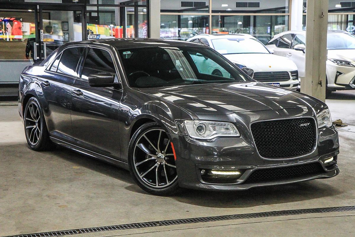 2018 Chrysler 300 SRT Core LX