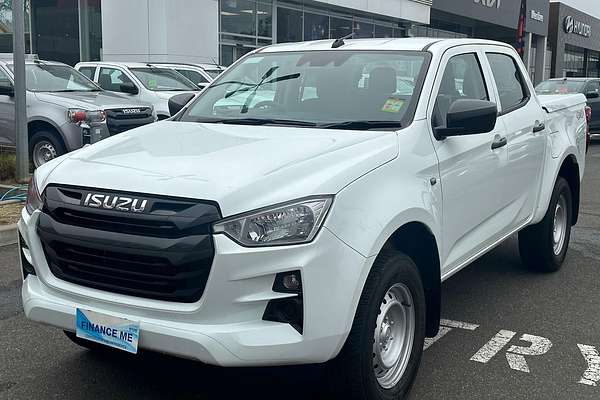 2023 Isuzu D-MAX SX 4X4