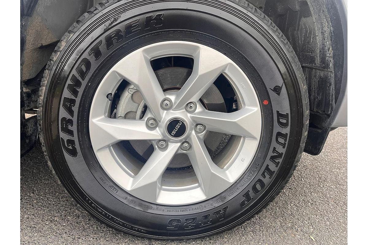2023 Isuzu MU-X LS-M