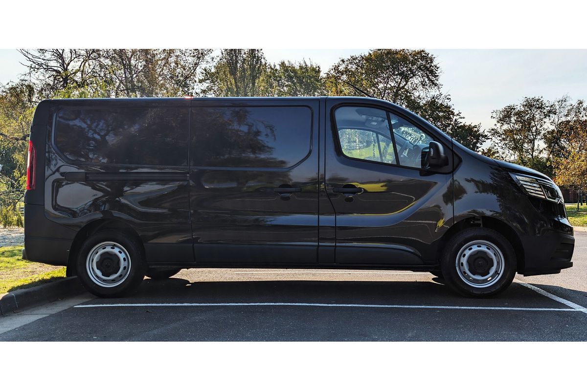 2024 Renault Trafic Pro X82