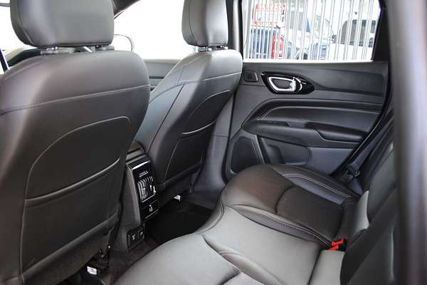 2023 Jeep Compass S-Limited M6