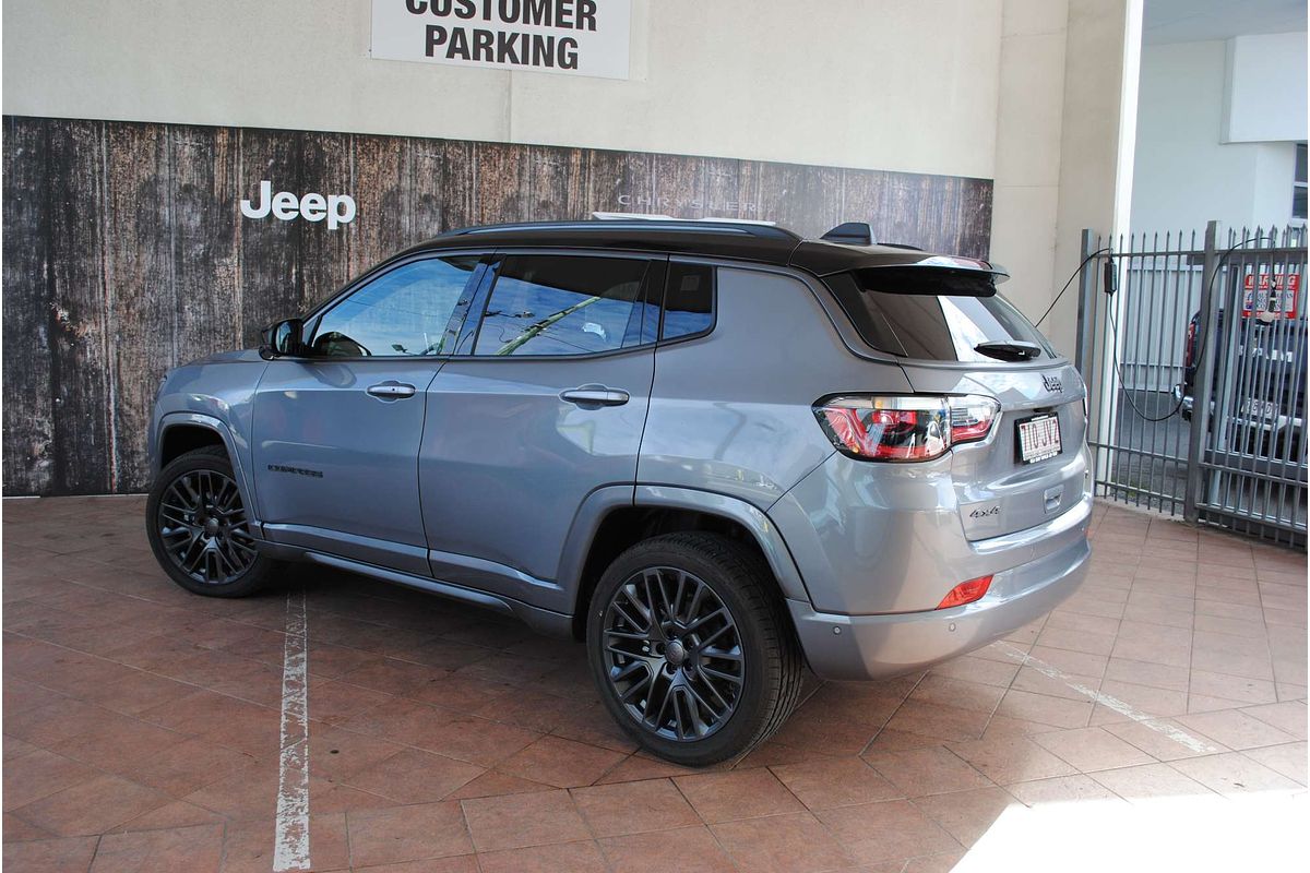 2023 Jeep Compass S-Limited M6