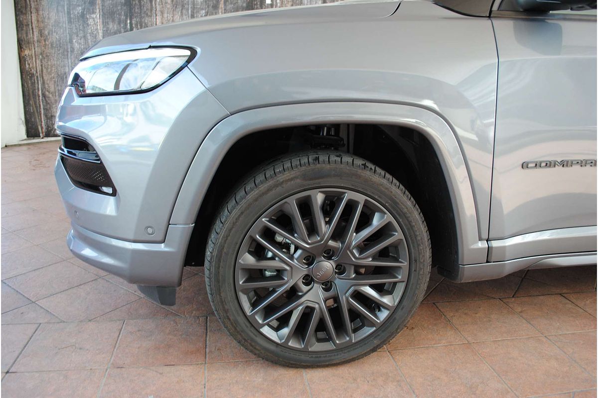 2023 Jeep Compass S-Limited M6