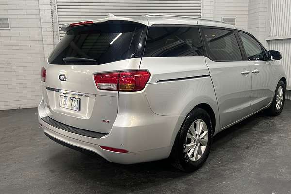 2015 Kia Carnival Si YP