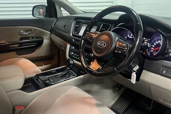 2015 Kia Carnival Si YP