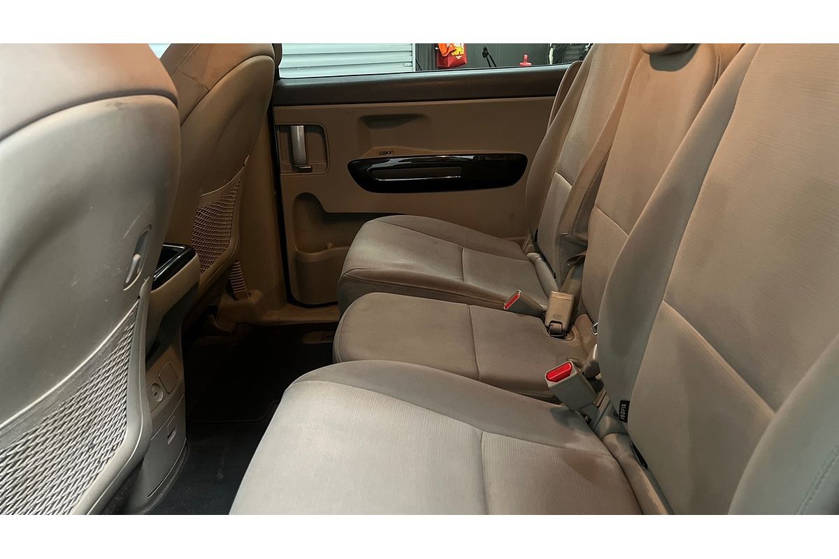 2015 Kia Carnival Si YP