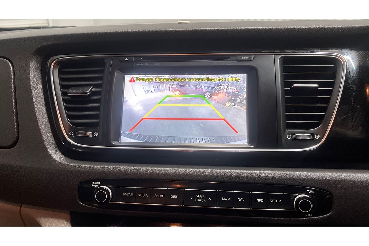 2015 Kia Carnival Si YP