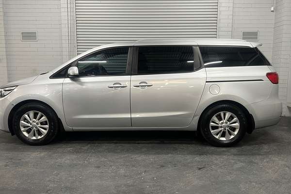 2015 Kia Carnival Si YP