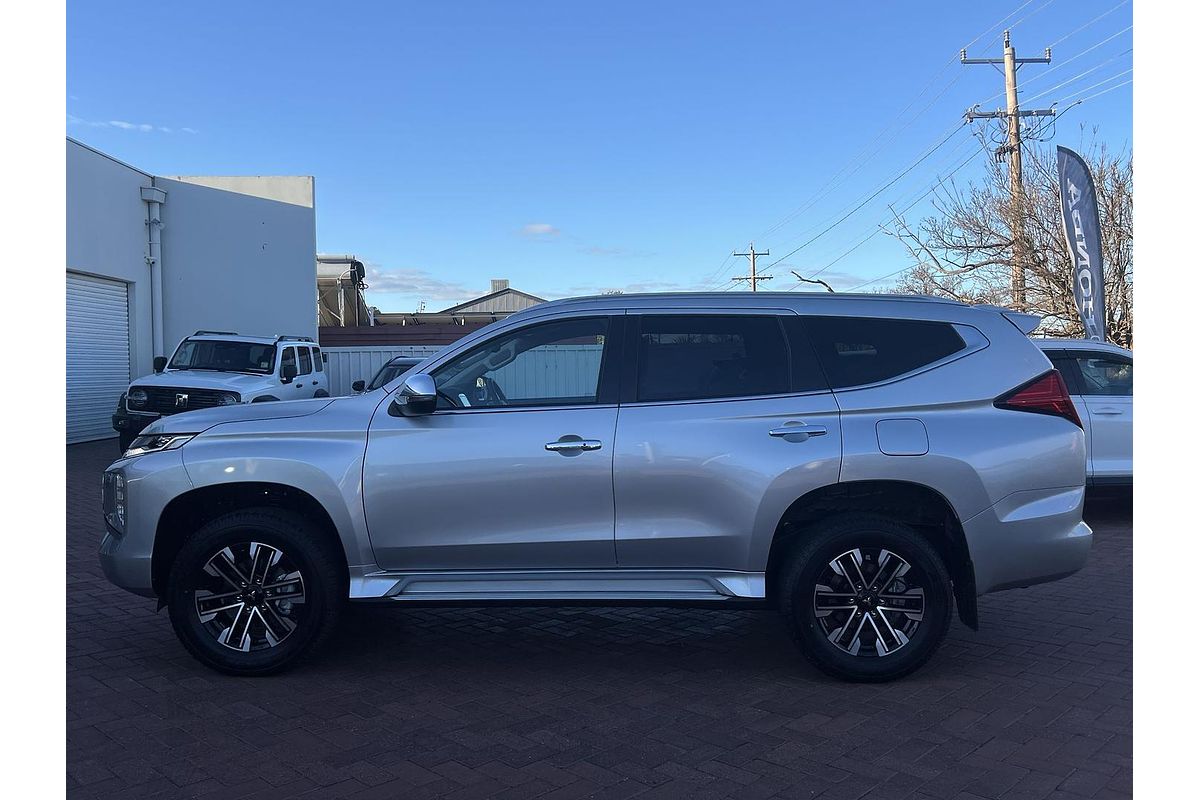 2024 Mitsubishi Pajero Sport GLS QF