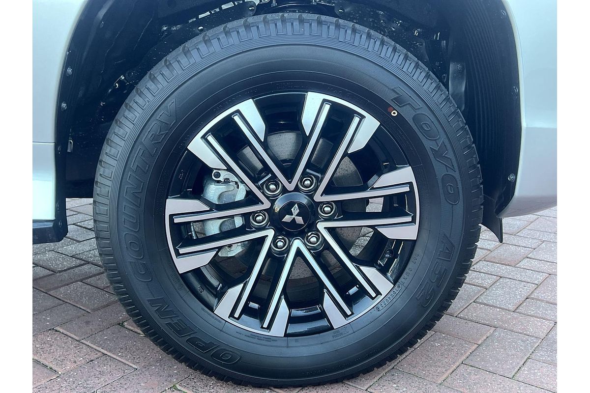 2024 Mitsubishi Pajero Sport GLS QF