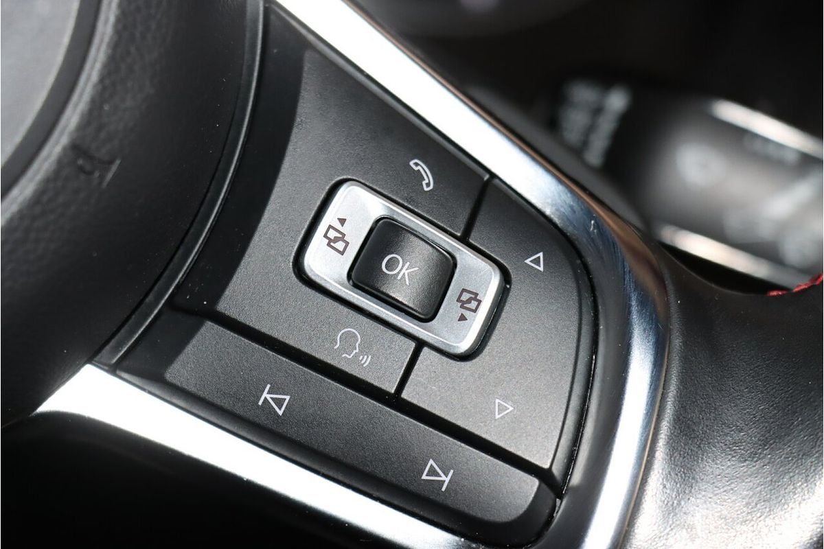 2016 Volkswagen Golf GTI 7
