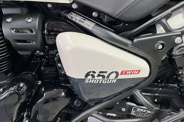 2024 Royal Enfield SHOTGUN 650