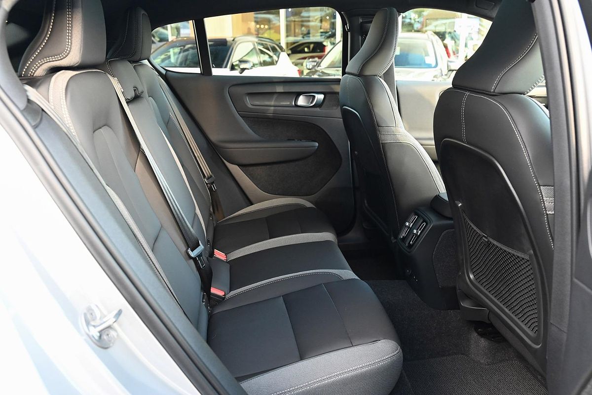 2024 Volvo C40 Recharge Twin