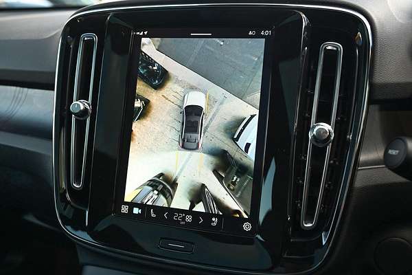 2024 Volvo C40 Recharge Twin