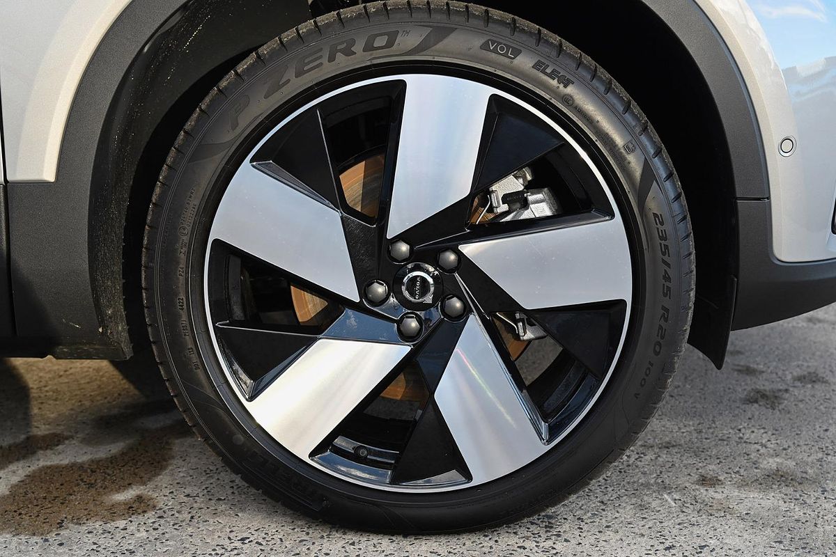 2024 Volvo C40 Recharge Twin