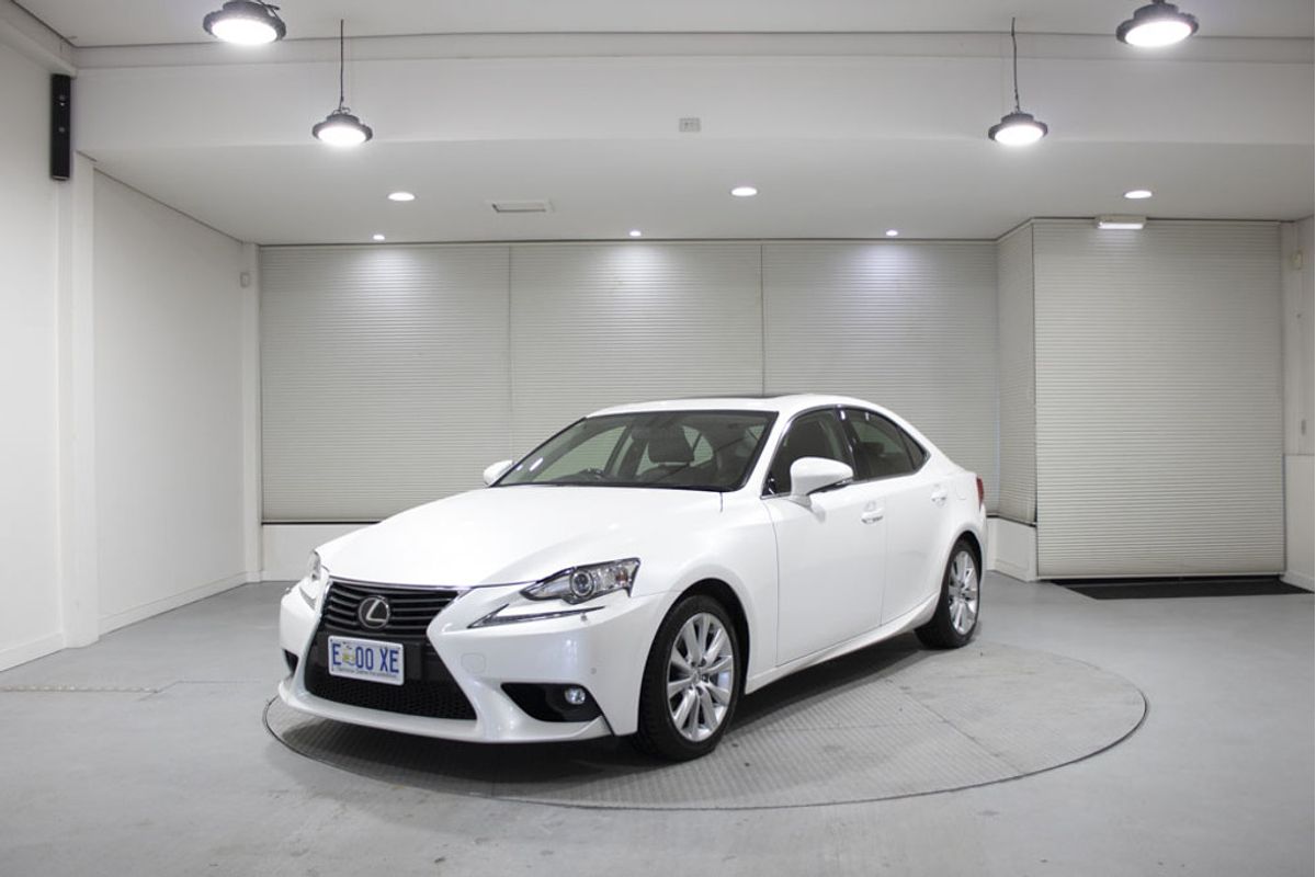 2015 Lexus IS IS250 Luxury GSE30R