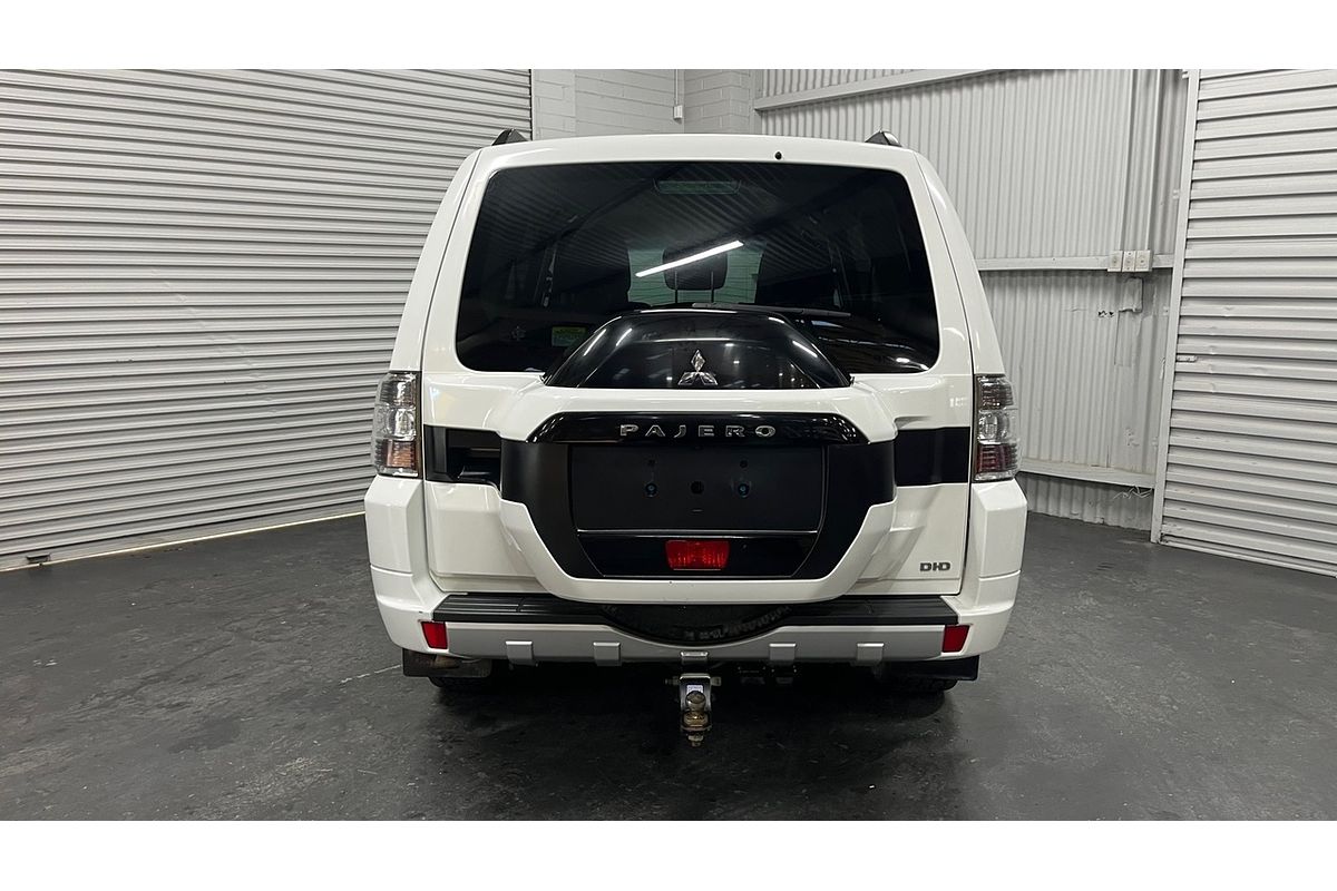2016 Mitsubishi Pajero GLX NX