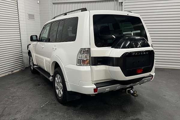 2016 Mitsubishi Pajero GLX NX