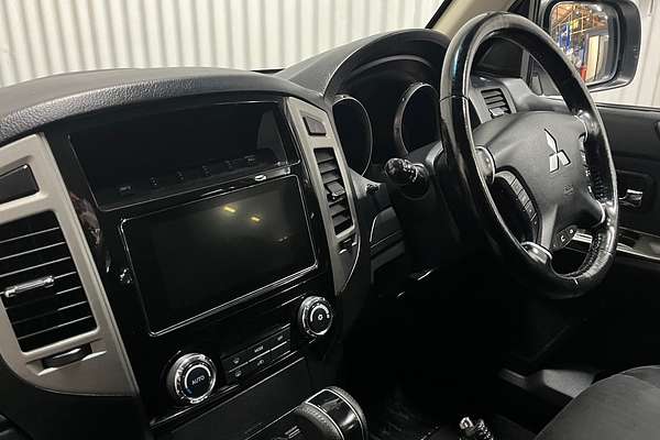 2016 Mitsubishi Pajero GLX NX