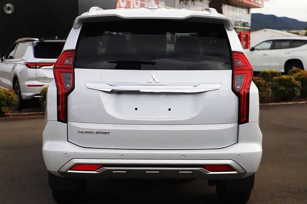 2023 Mitsubishi Pajero Sport GLS QF