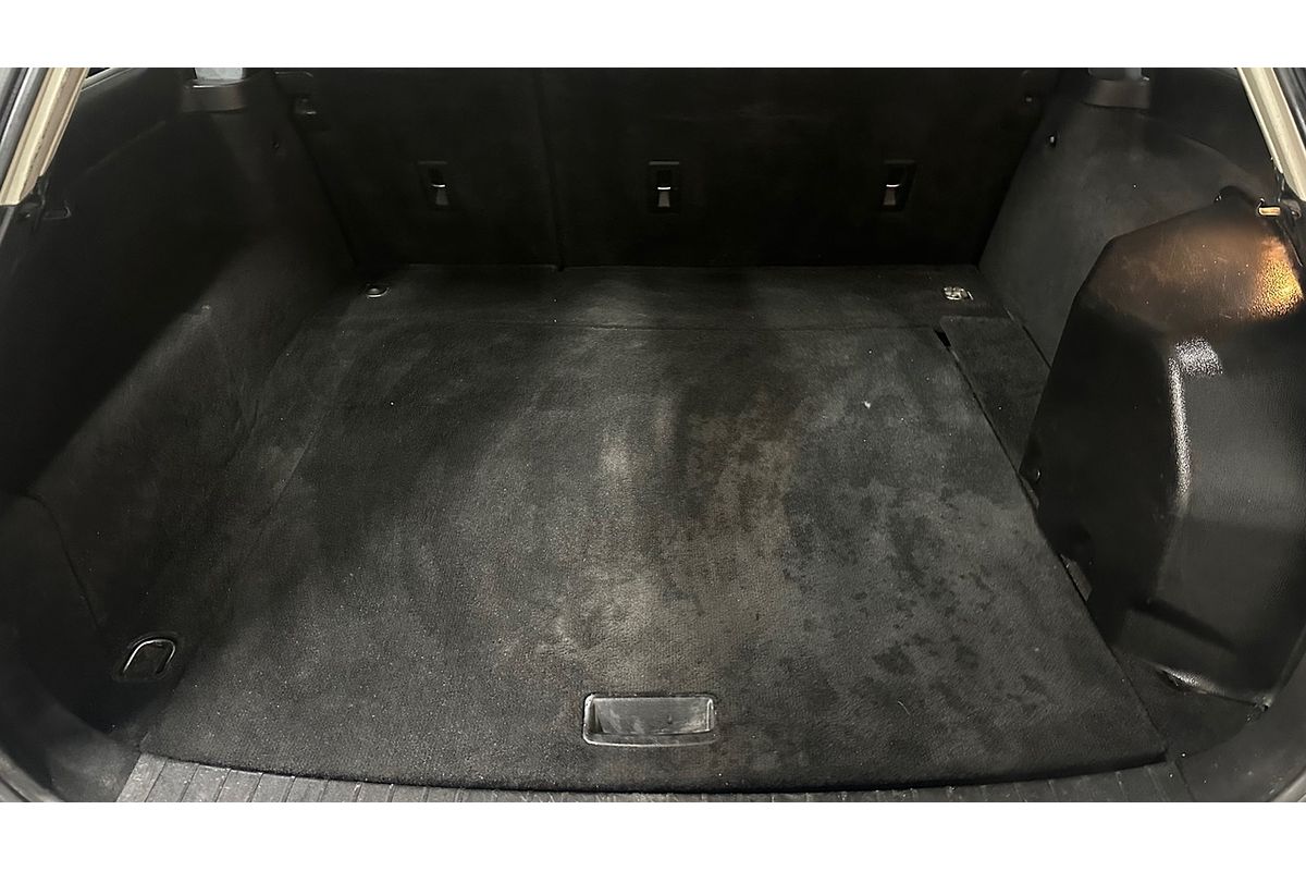 2012 Holden Commodore Omega Sportwagon VE II MY12