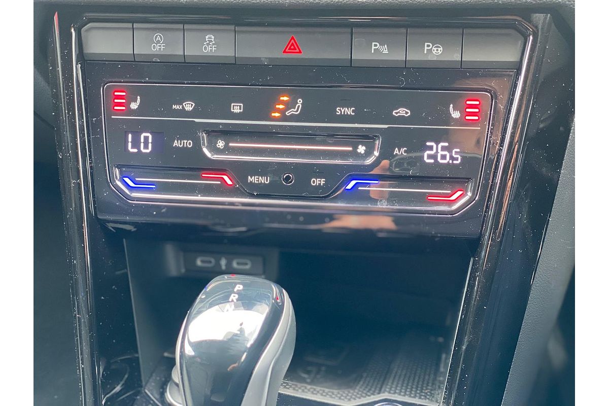 2023 Volkswagen T-Roc R D11
