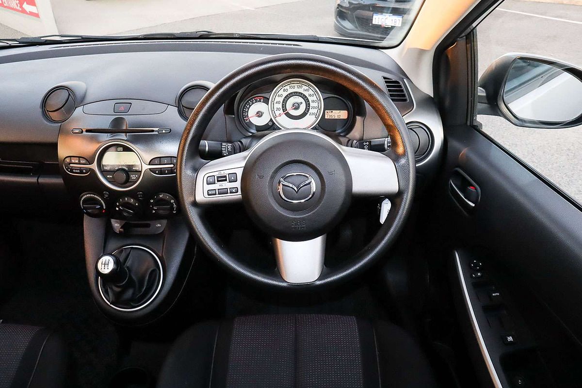 2010 Mazda 2 Maxx DE Series 1