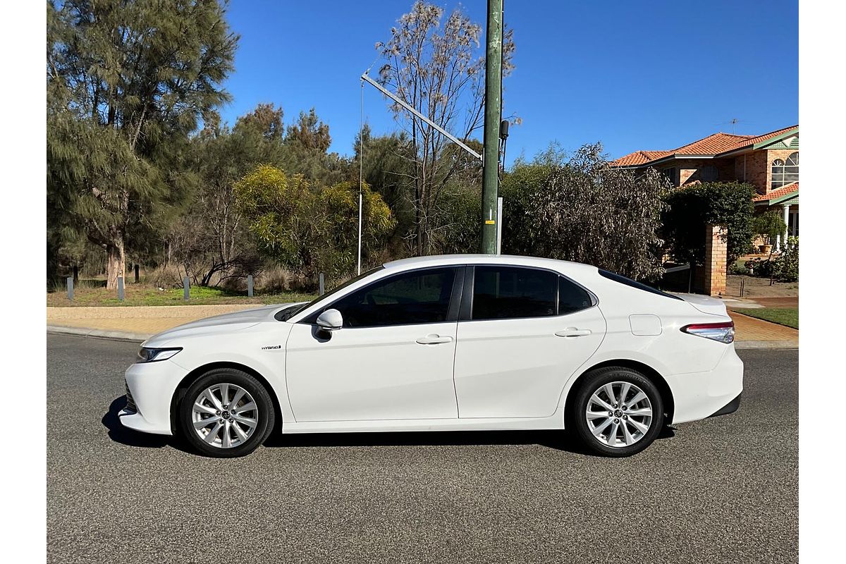 2021 Toyota Camry Ascent AXVH70R