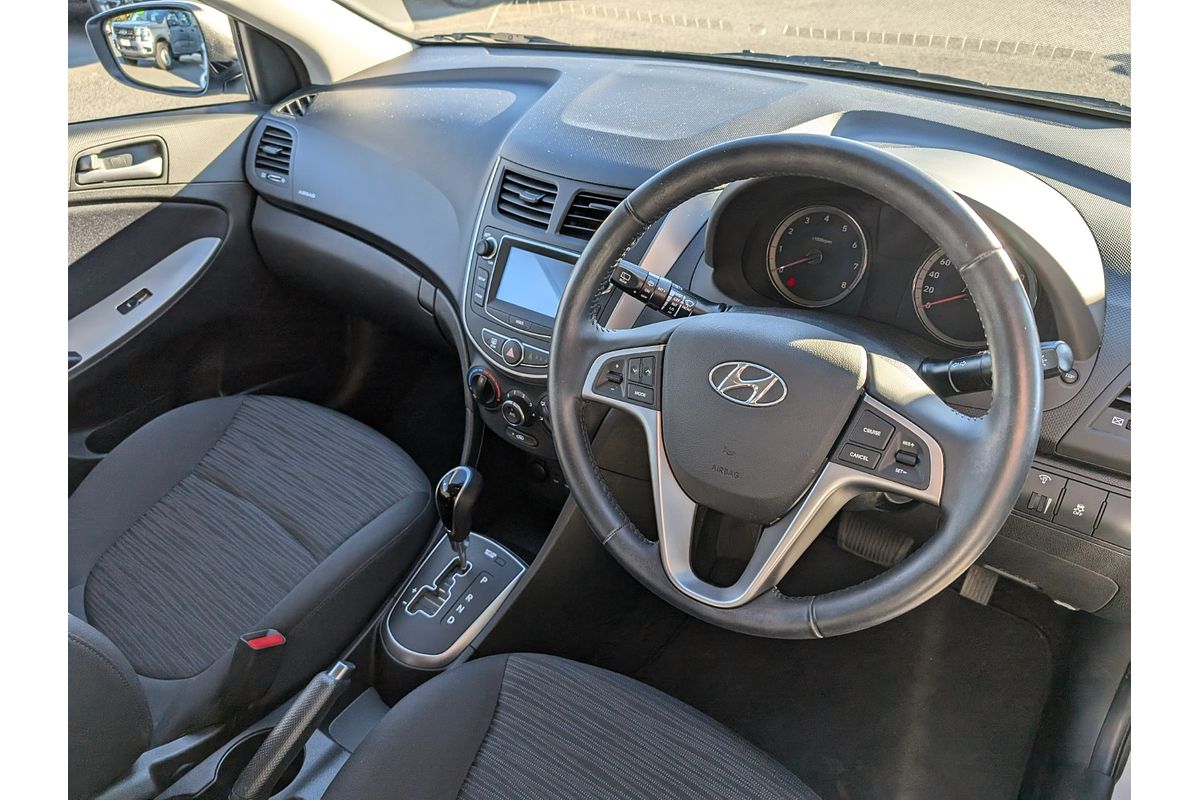 2019 Hyundai Accent Sport RB6