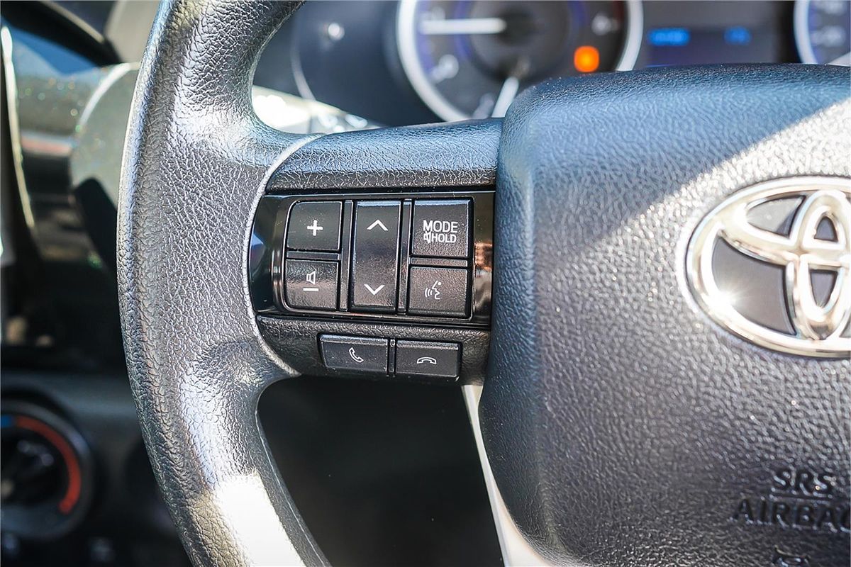 2019 Toyota Hilux SR GUN126R 4X4
