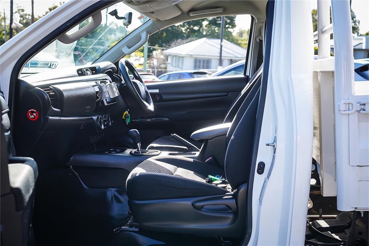 2019 Toyota Hilux SR GUN126R 4X4