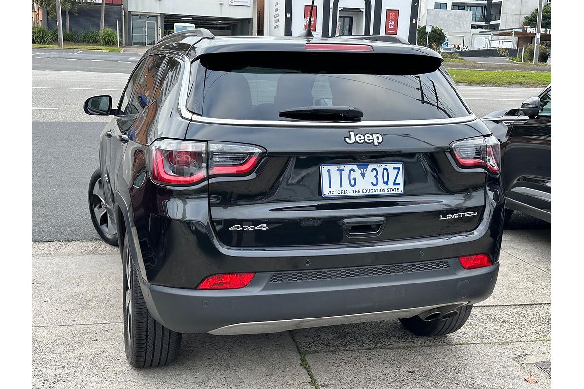 2018 Jeep Compass Limited M6