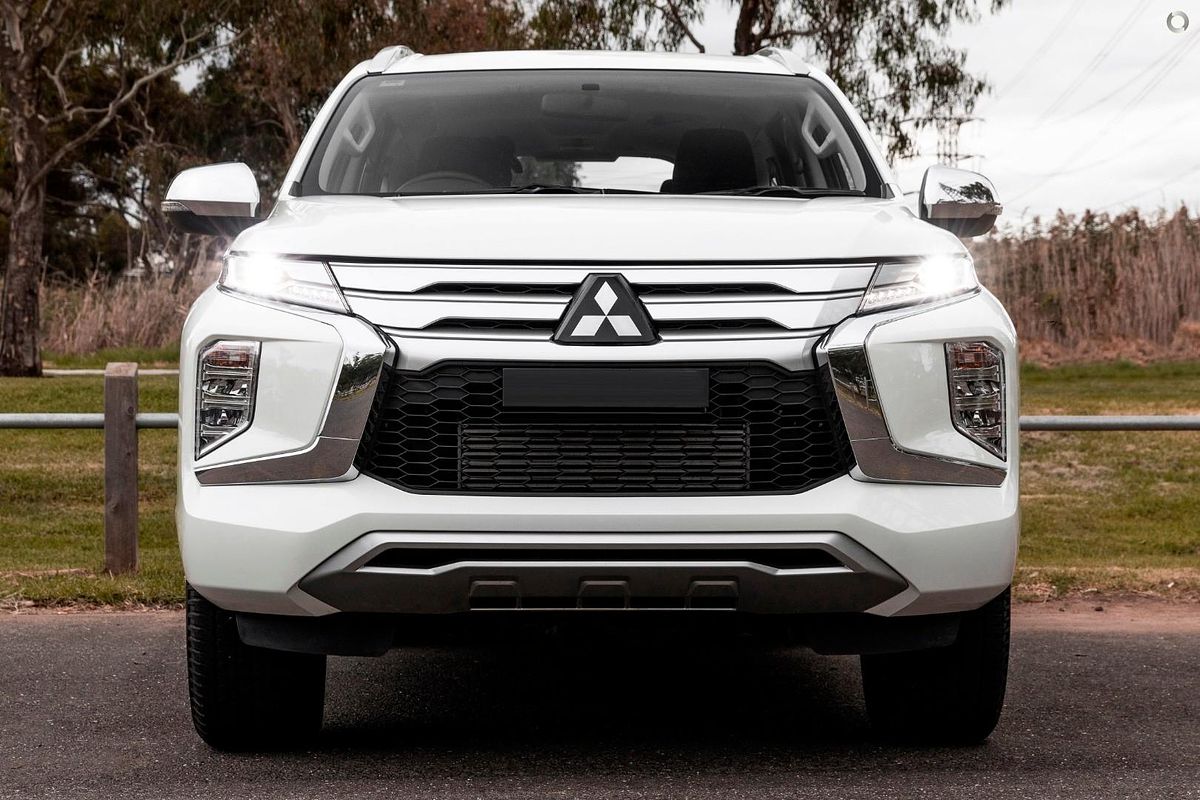 2024 Mitsubishi Pajero Sport GLX QF