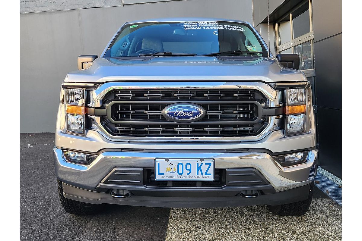 2023 Ford F-150 XLT 4X4