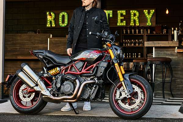 2024 Indian FTR R Carbon